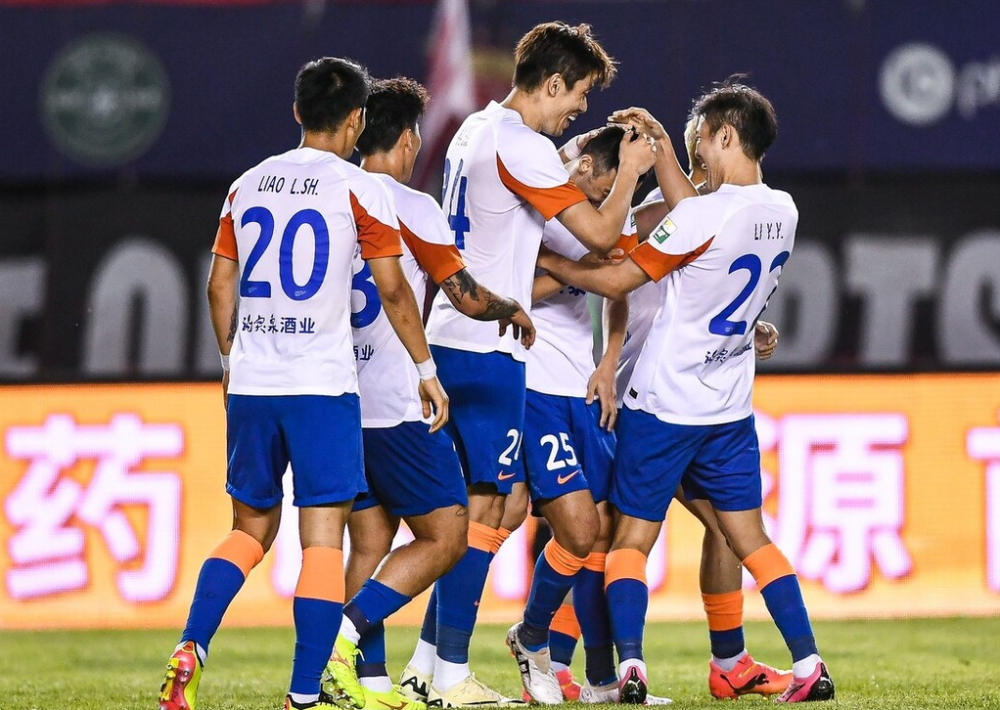 九游体育-山东泰山主场平和保持不败纪录