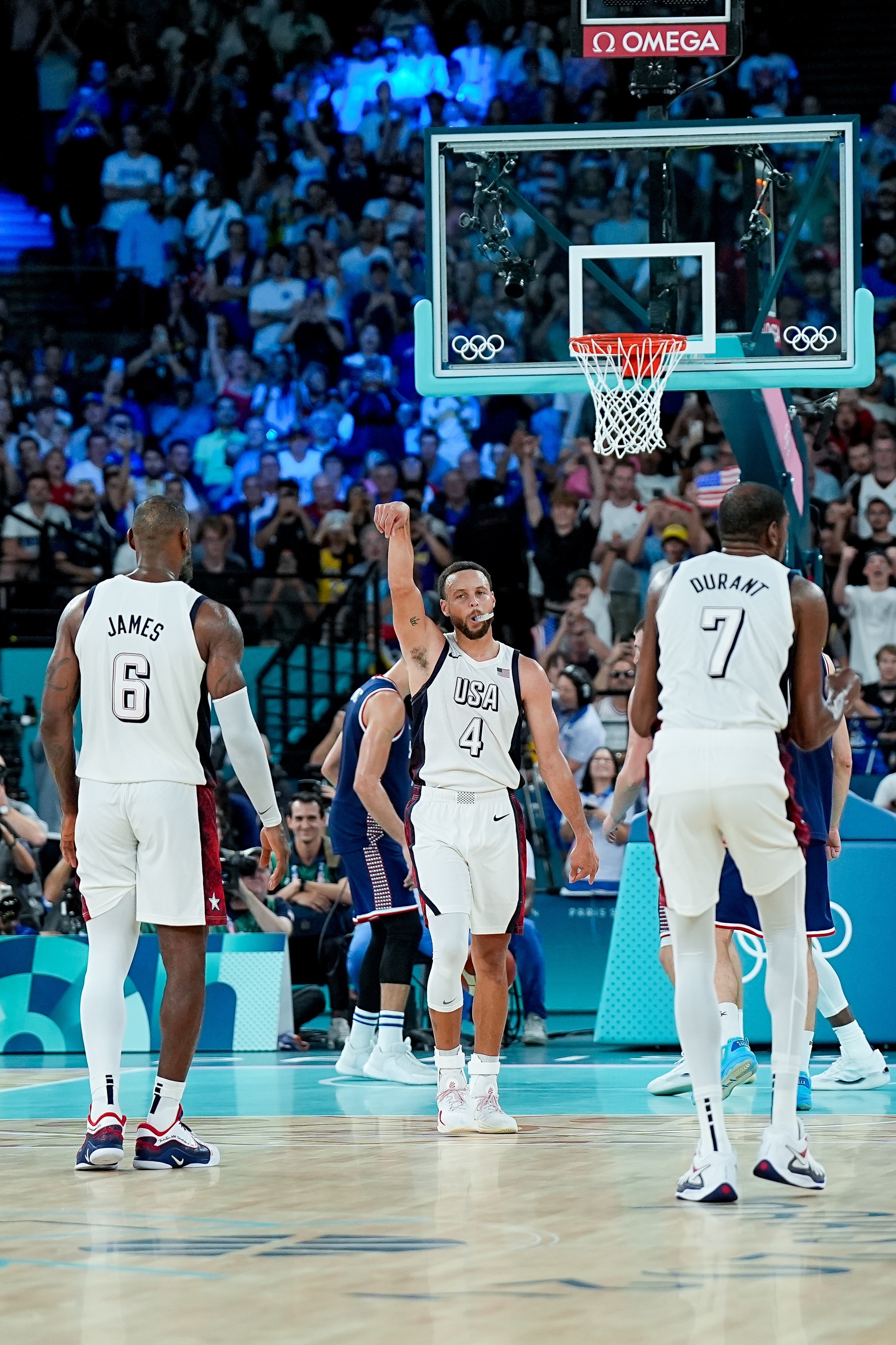 包含杜兰特复出首战表现出色表现的词条