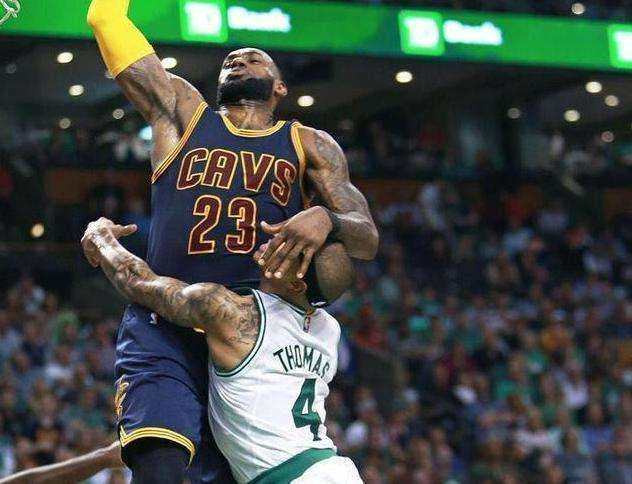 骑士队加强训练计划，为新赛季做好充分准备