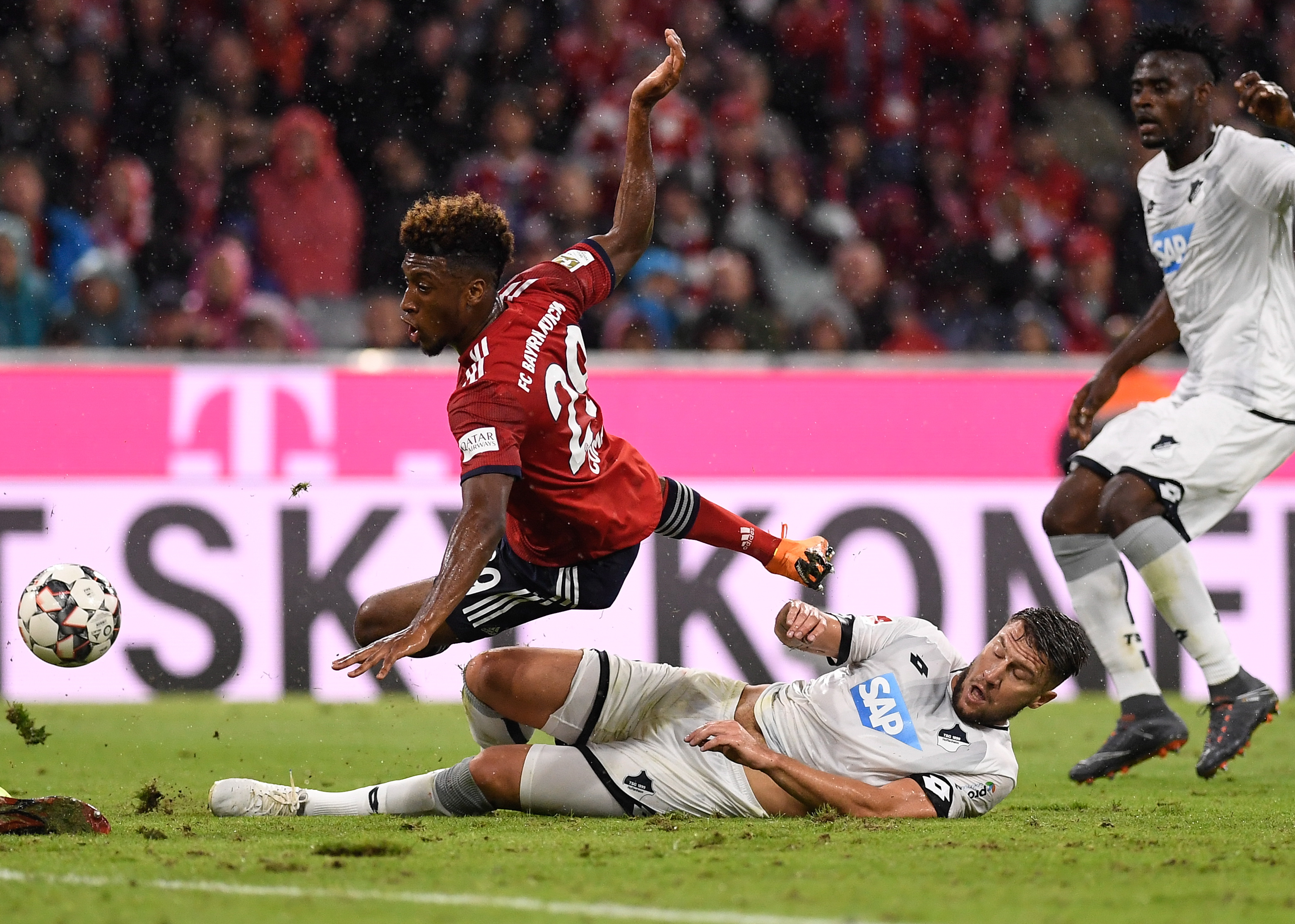 霍芬海姆主场大胜对手，给球迷们带来喜悦！的简单介绍