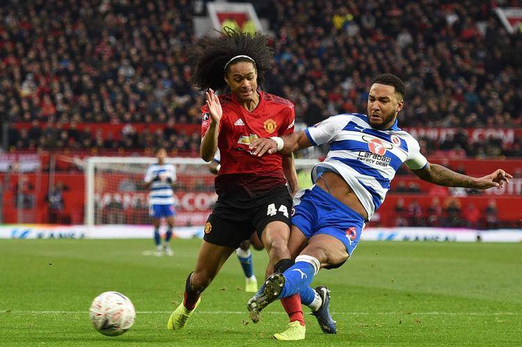 关于斯旺西主场胜利，英冠晋级希望再添动力的信息