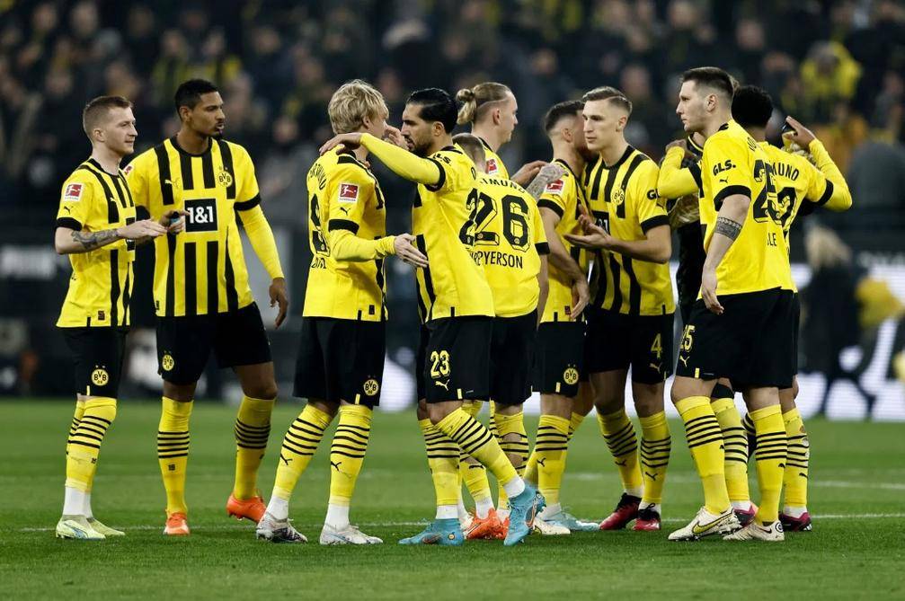 多特蒙德主场大胜，重返德甲前四