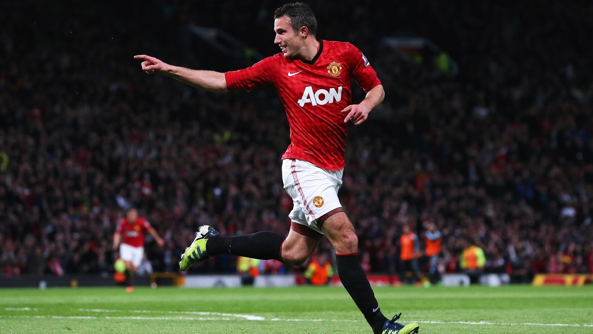 当曼城的法国帮遇到蓝黑大场面先生—2023欧冠决赛，巴斯托尼如何用一脚长传带走法兰西的足球梦想