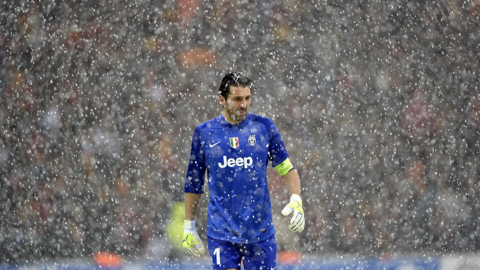 北欧坚冰与赤道烈焰,辛杜主宰下的丹麦队悲壮鏖战